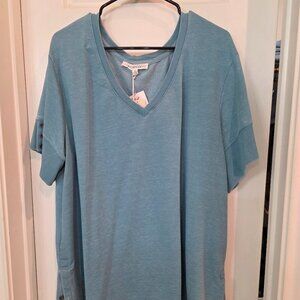 Jane + Delancey | Plus Size Blue Short Sleeve V-Neck Casual Top | Size 2X